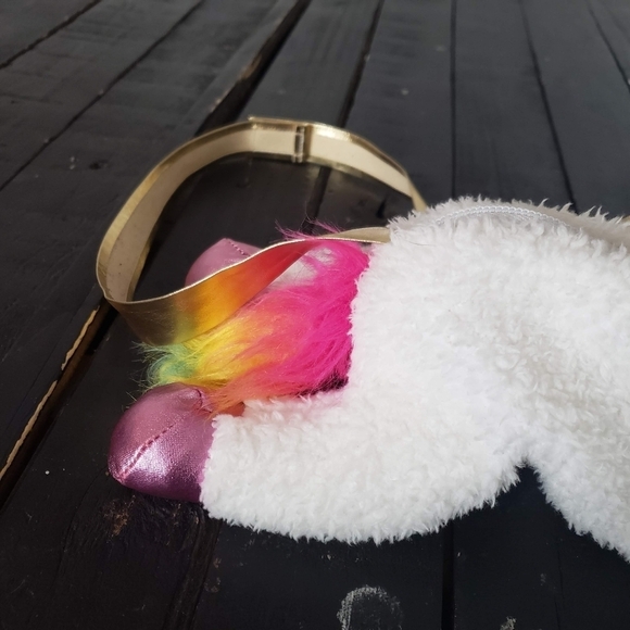 Magic Time Fuzzy White Unicorn Purse Little Girl Toddler Bag - Picture 3 of 9